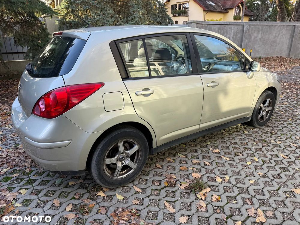 Nissan Tiida 1.6 Visia AC/CD - 4