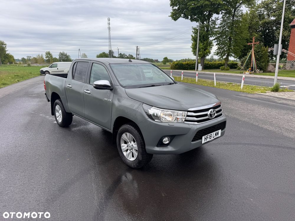 Toyota Hilux 2.4 D-4D Double Cab Selection 4x4 - 4