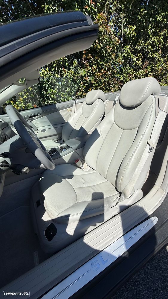 Mercedes-Benz SL 350 Auto - 12