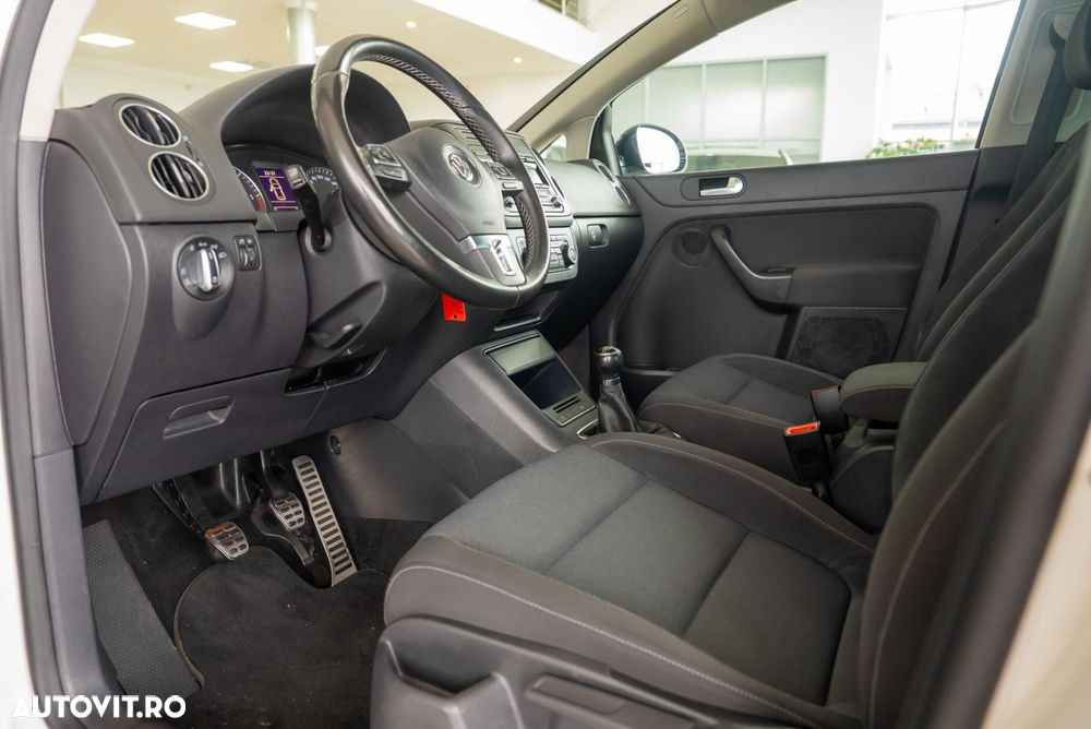 Volkswagen Golf Plus 1.6 TDI DPF Style - 15