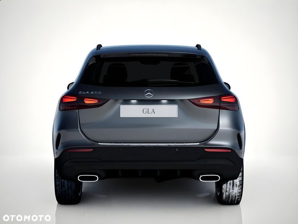 Mercedes-Benz GLA 200 mHEV AMG Line 7G-DCT - 6