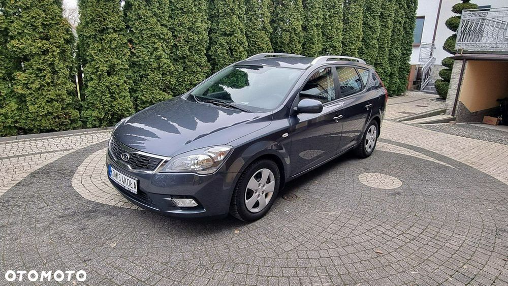 Kia Ceed - 7