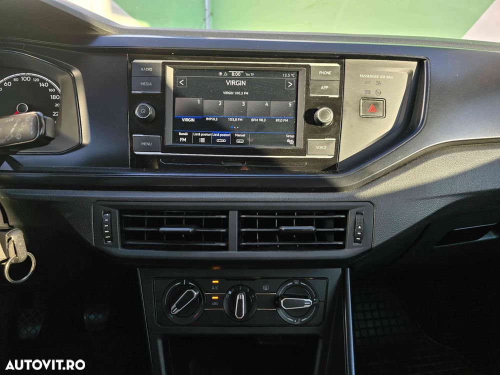 Volkswagen Polo - 15