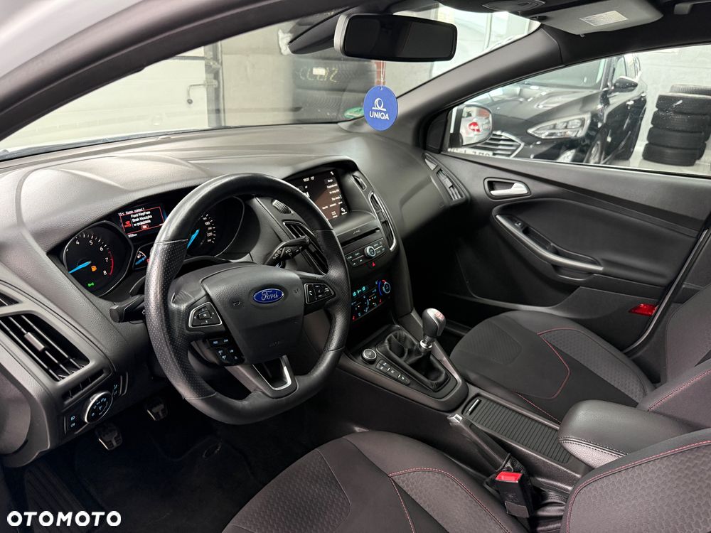 Ford Focus 1.0 EcoBoost ST-Line ASS - 19