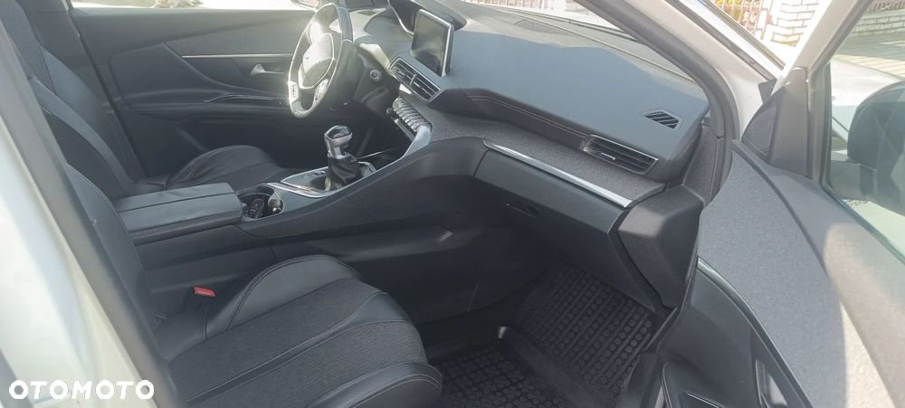 Peugeot 3008 BlueHDi 150 Stop & Start Allure - 11