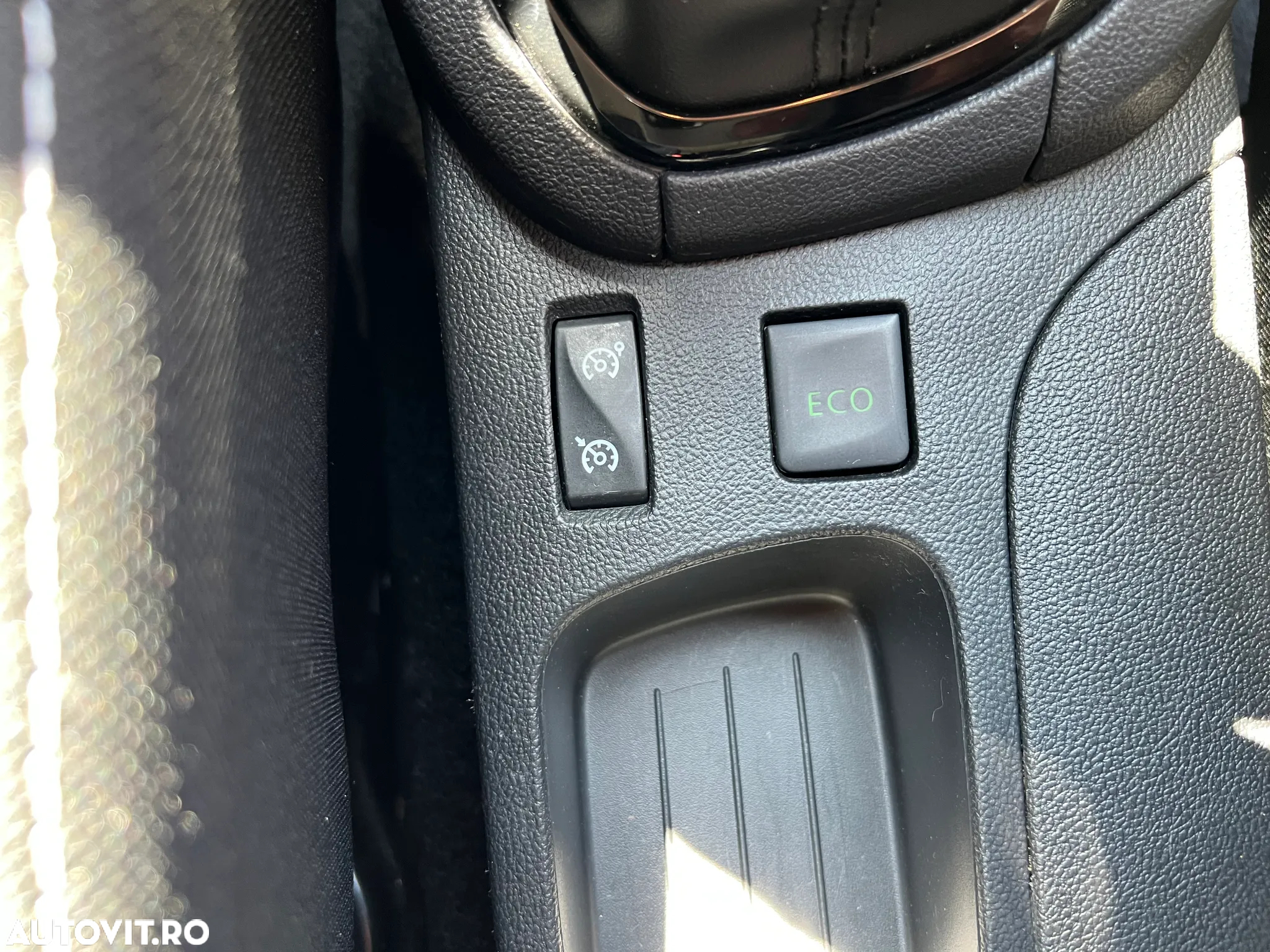 Renault Clio Grandtour (Energy) TCe 90 Start & Stop LIMITED - 15