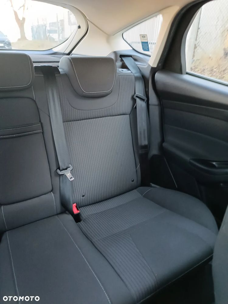 Ford Focus 1.6 EcoBoost Titanium - 24