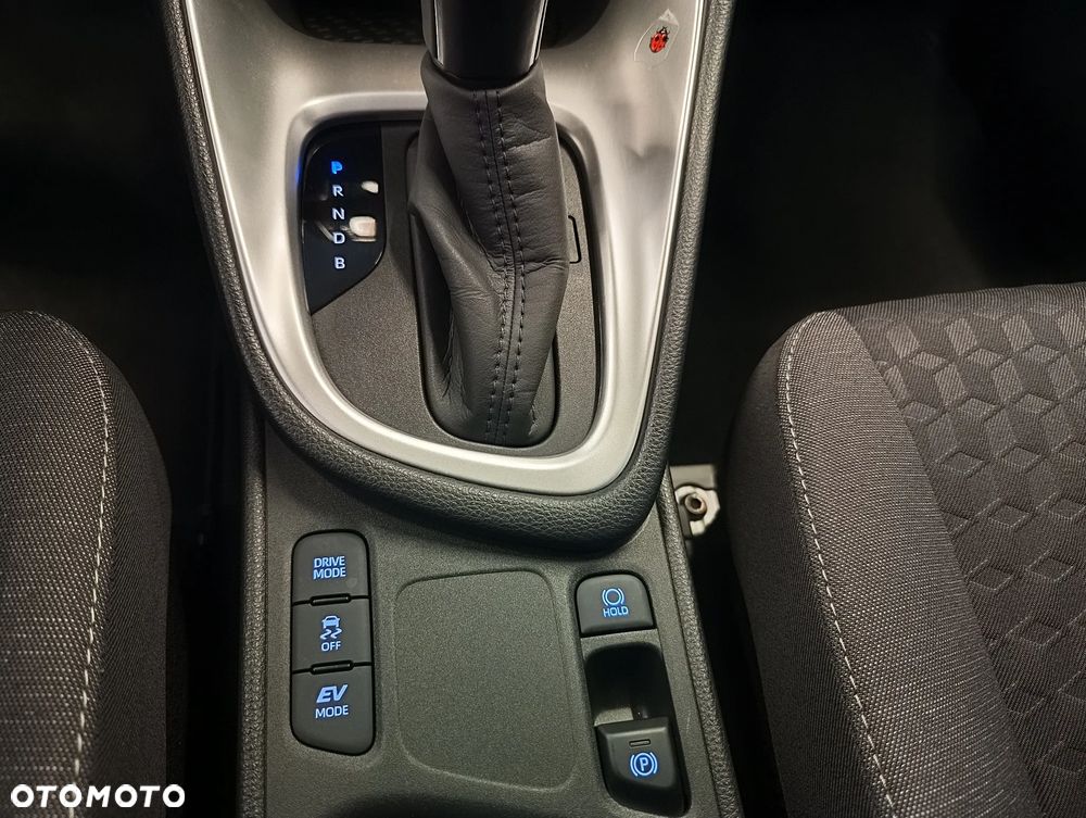 Toyota Yaris - 15