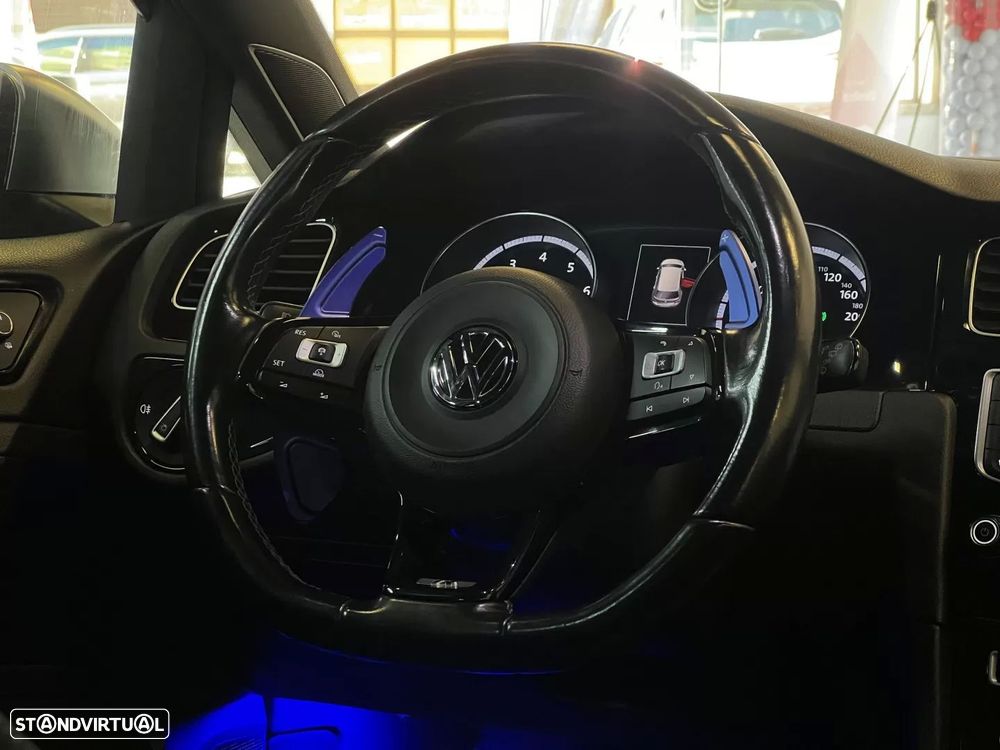VW Golf 2.0 TSI R DSG - 41