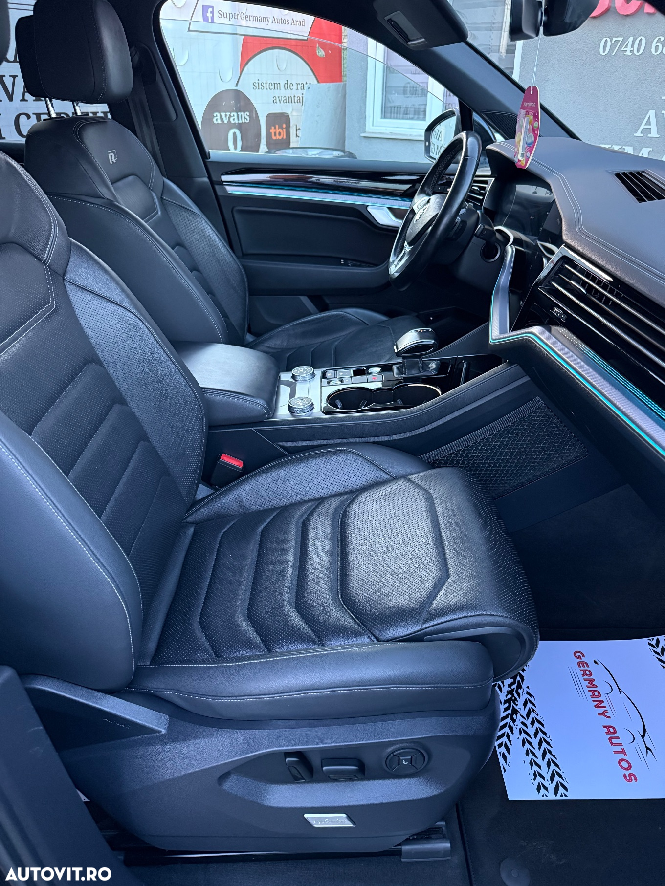 Volkswagen Touareg V6 TDI 4MOTION R-Line - 7