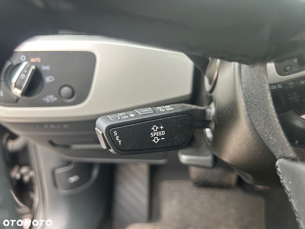 Audi A4 Limousine 35 TFSI mHEV Advanced S tronic - 28