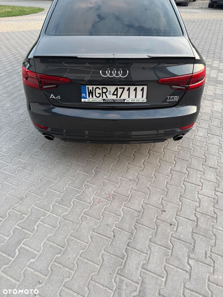 Audi A4 Limousine - 9