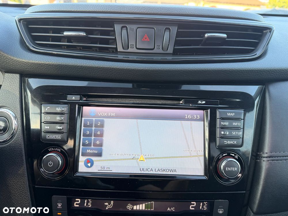 Nissan X-Trail 1.6 DIG-T N-Connecta 2WD 7os - 28