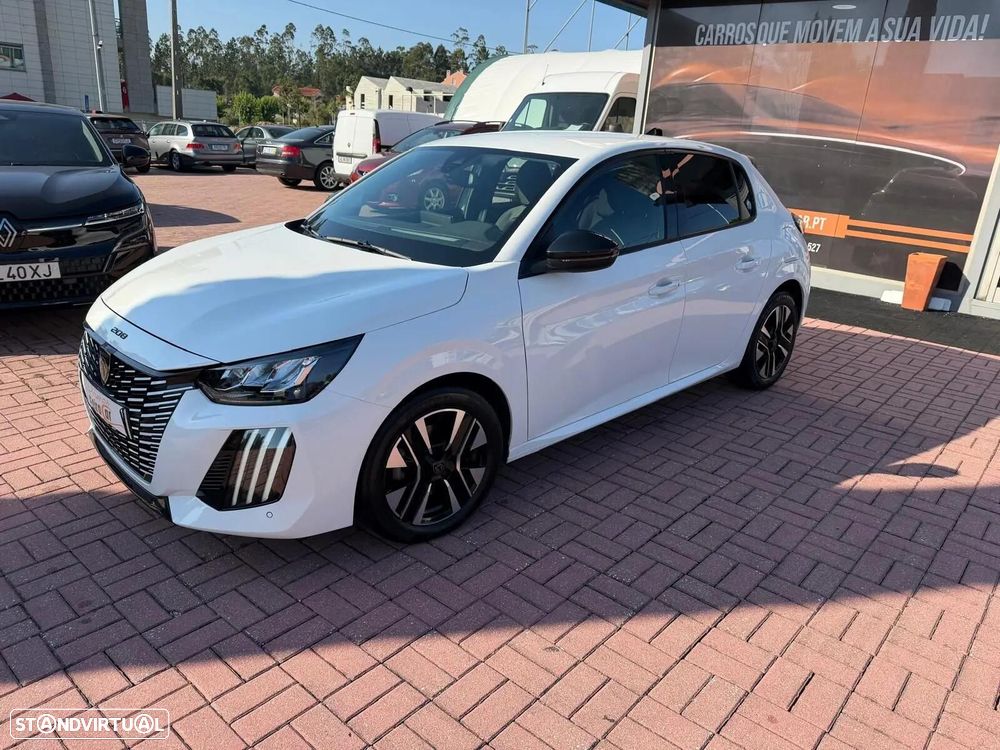 Peugeot 208 2024 photo 2