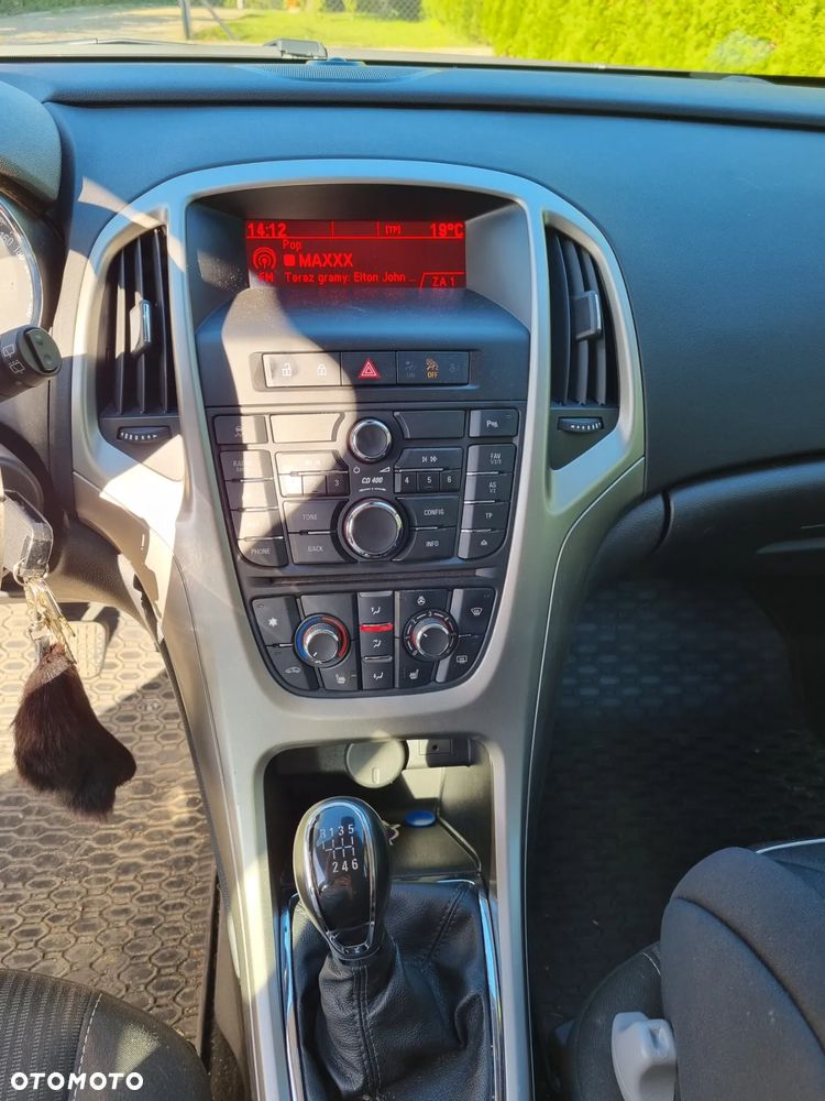 Opel Astra 1.4 Turbo Edition - 9