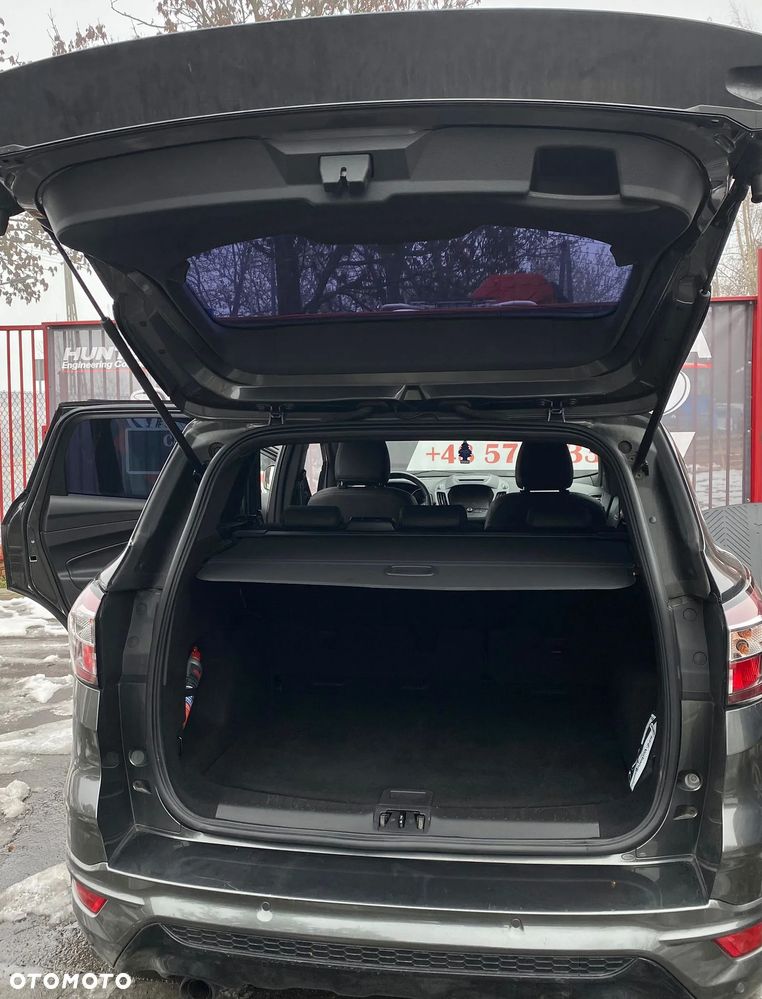 Ford Kuga 2.0 TDCi 4x4 ST-Line - 12