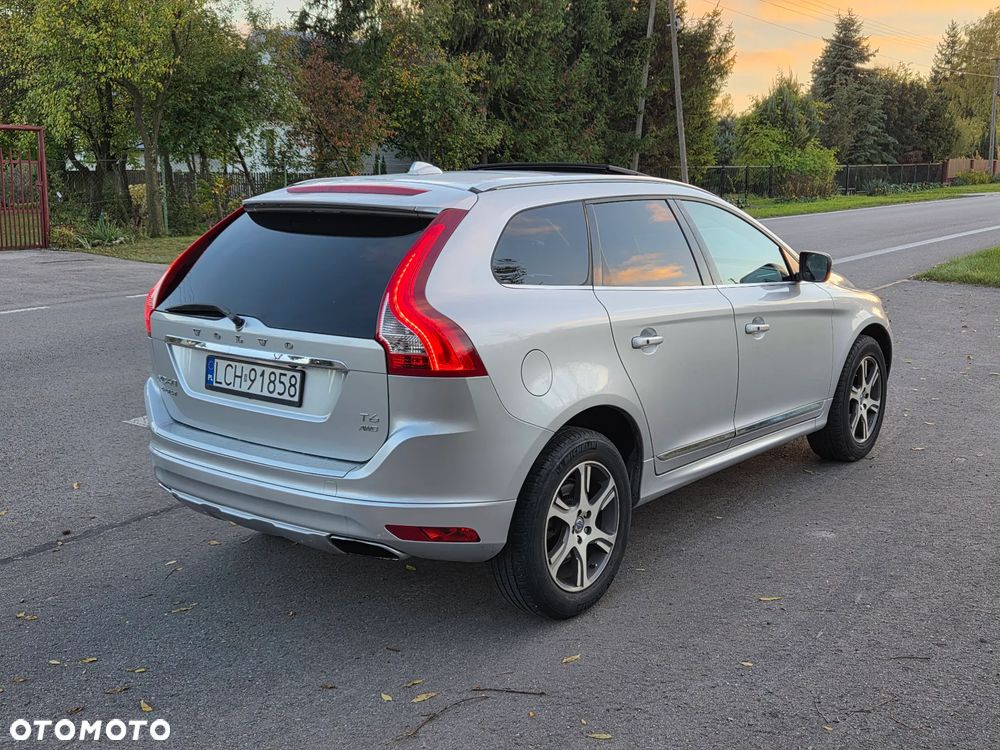 Volvo XC 60 T6 AWD Summum - 4