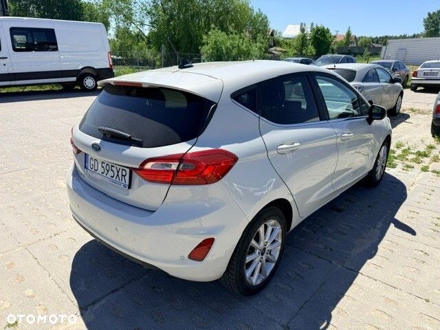 Ford Fiesta - 3