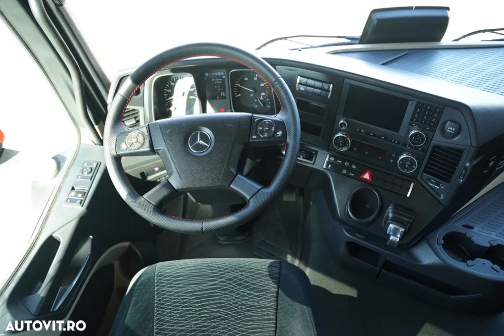 Mercedes-Benz ACTROS 1833 / CORTINĂ - 8,5 M / 4x2 / STREAM SPACE / LIFT DHOLLANDIA - 29