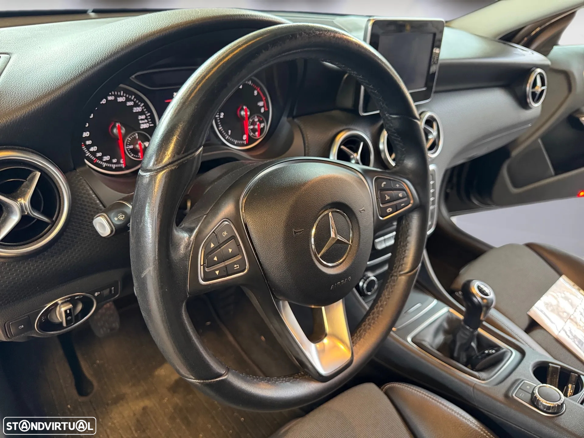 Mercedes-Benz A 180 d BlueEFFICIENCY Edition Style - 15