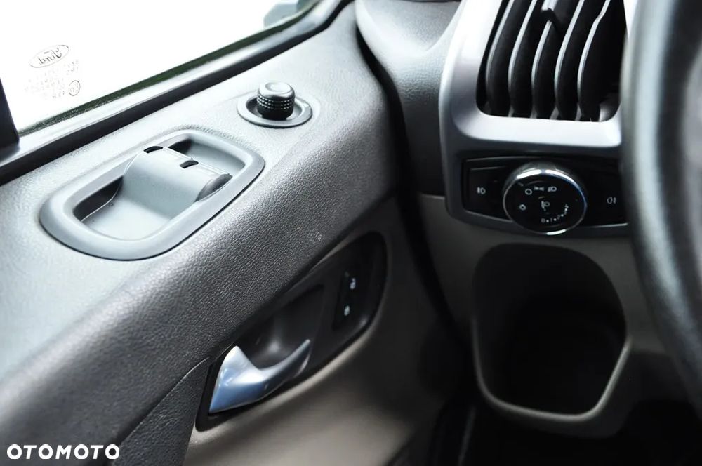 Ford Transit Custom L2H1 PKW VA Trend - 34