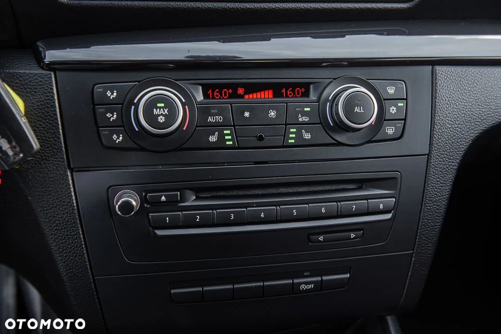 BMW Seria 1 118i Edition Lifestyle - 23