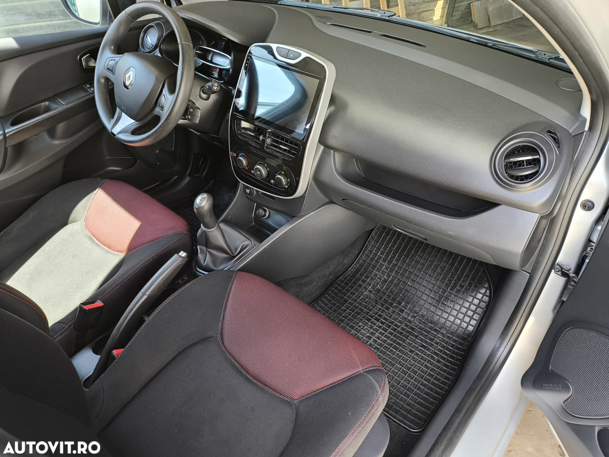 Renault Clio IV 1.5 dCi Life - 4