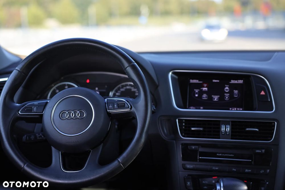 Audi Q5 2.0 TDI quattro S tronic design - 8