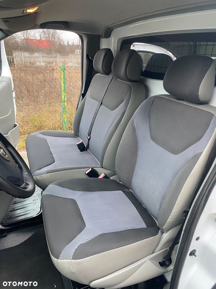 Opel Vivaro - 14