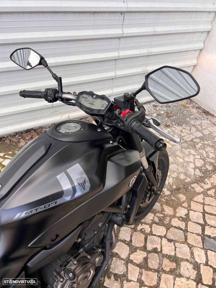 Yamaha MT-07 RM 17 - 5
