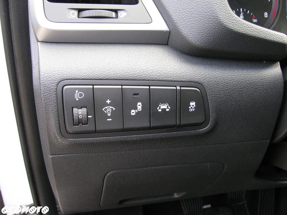 Hyundai Tucson 1.6 GDI BlueDrive Style 2WD - 26