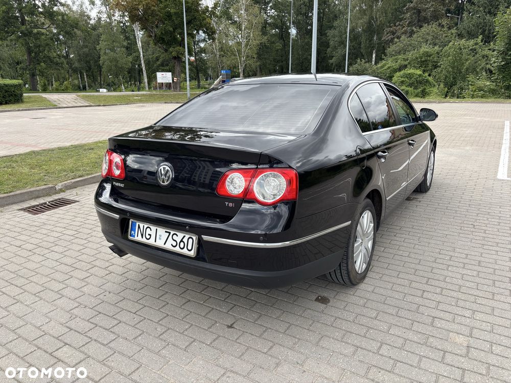 Volkswagen Passat - 3