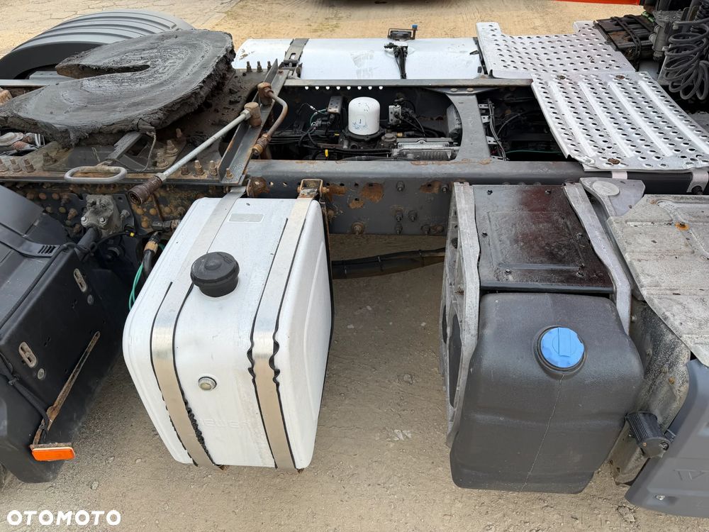 Volvo FH 500 / HYDRAULIKA DWUOBWODOWA / 848 070 KM PRZEBIEGU / GLOBETROTTER / EURO 6 / LODÓWKA / DŁUGA RAMA / DOSTĘPNE 3 SZTUKI !! - 20