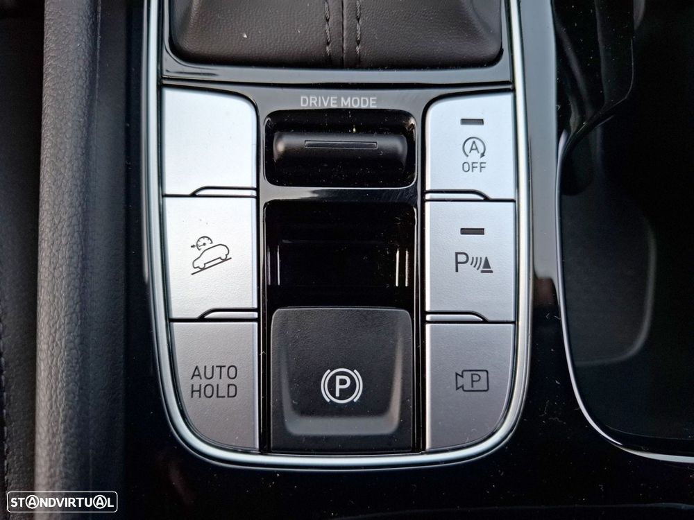 Hyundai Tucson 1.6 CRDi Vanguard DCT - 21