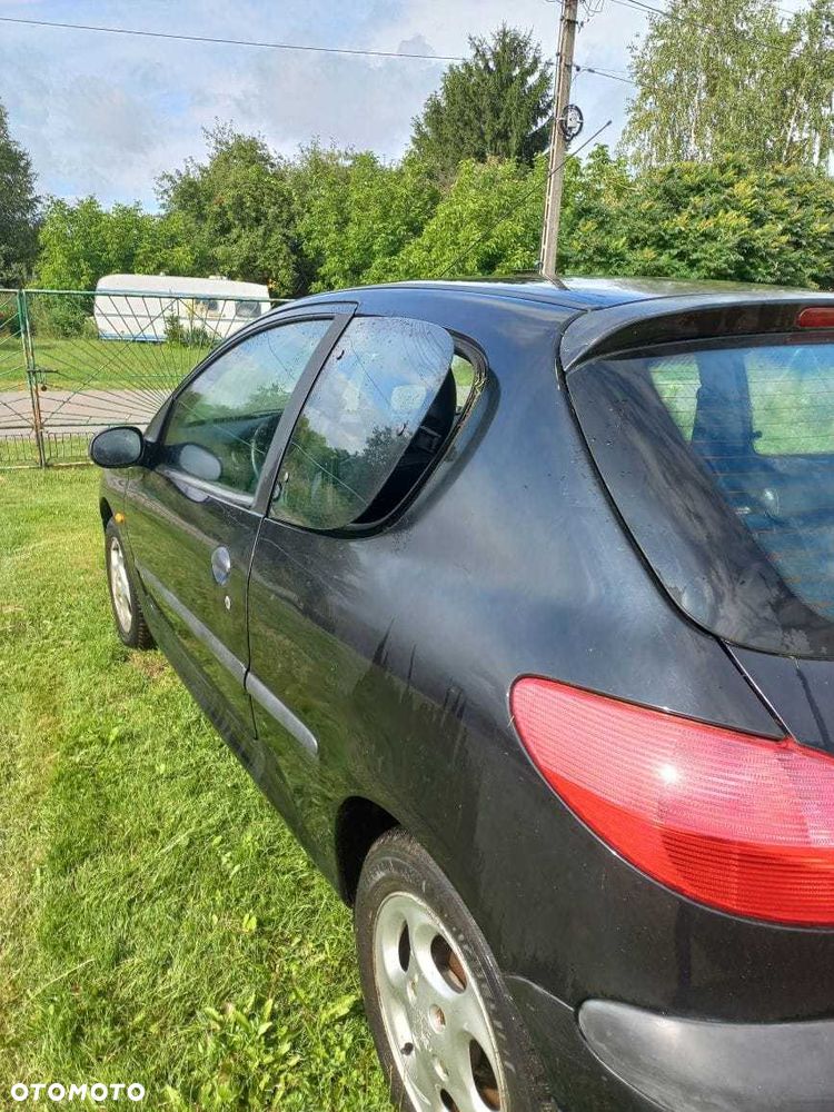 Peugeot 206 - 4