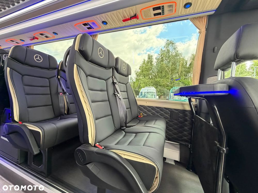 Mercedes-Benz Sprinter 519 - 29