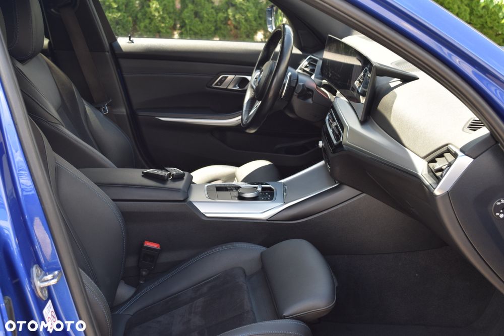 BMW Seria 3 320d xDrive M Sport sport - 25
