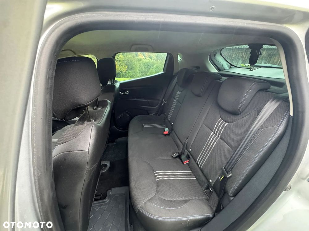 Renault Clio - 13