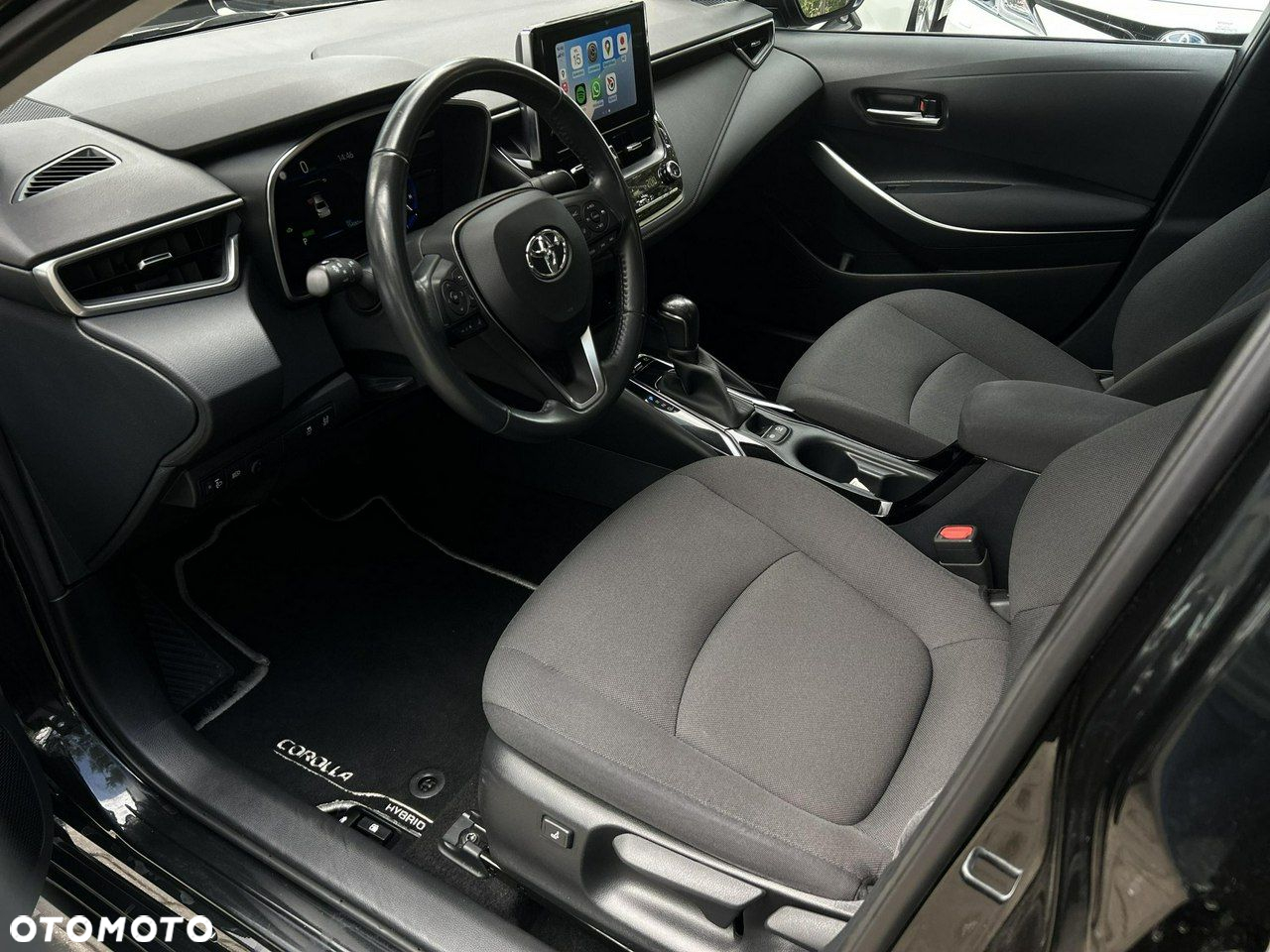 Toyota Corolla - 10