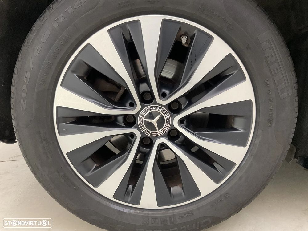 Mercedes-Benz A 180 d Style Plus - 14
