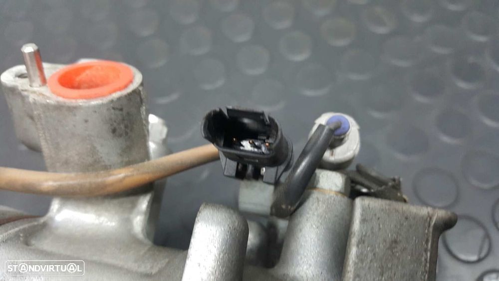 COMPRESSOR DE AR CONDICIONADO BMW SERIE 1 LIM. (F20) 116D - 11