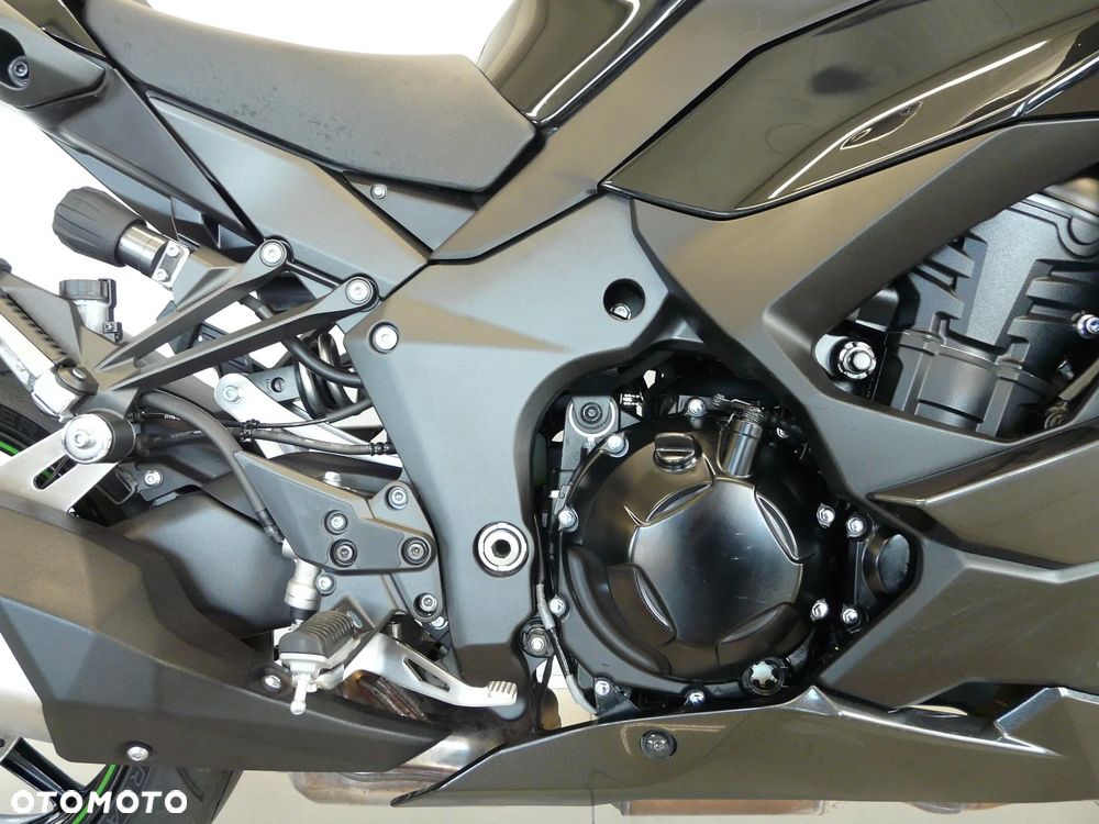 Kawasaki Ninja - 5