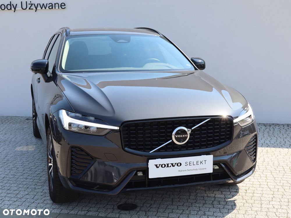 Volvo XC 60 B5 B AWD Plus Dark - 9