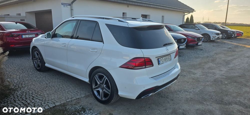Mercedes-Benz GLE - 4