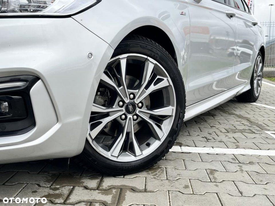 Ford Mondeo - 10