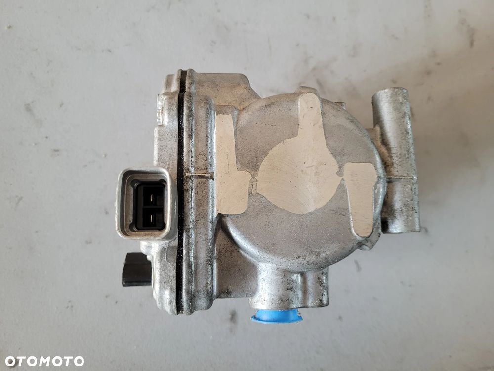 Sprężarka kompresor klimatyzacji Toyota Auris II 1,8 HSD 042200-1031 - 5