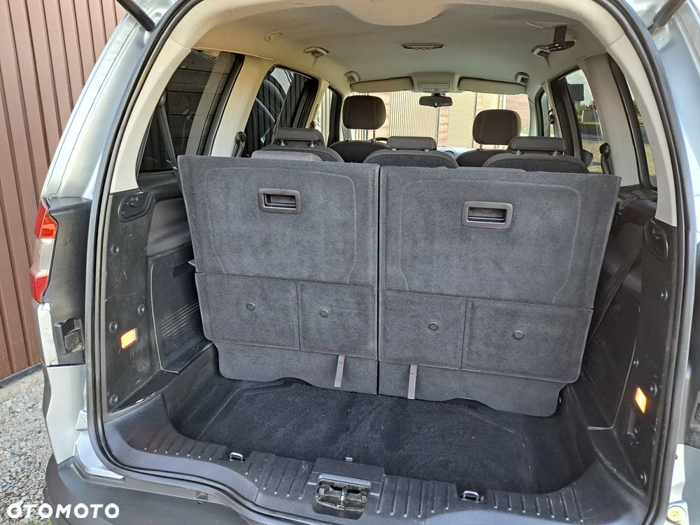 Ford Galaxy 2.0 FF Titanium - 25