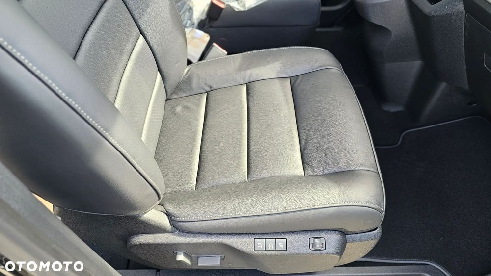 Peugeot Traveller 2.2 BlueHDi Long Business VIP EAT8 - 12