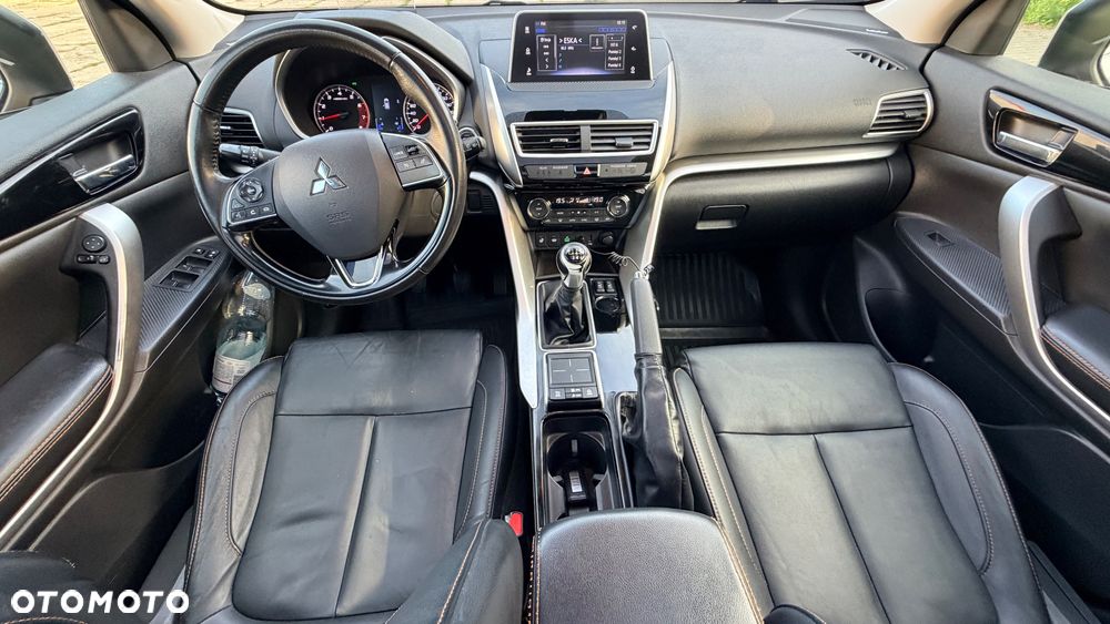 Mitsubishi Eclipse Cross 1.5 T Intense - 33