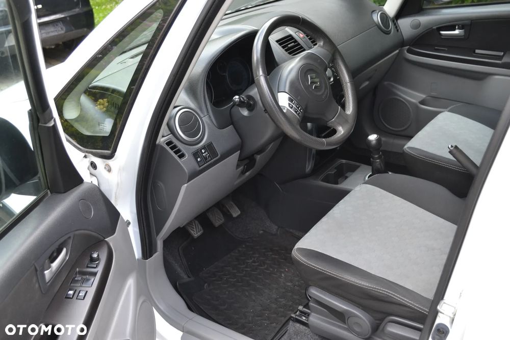 Suzuki SX4 1.6 Premium 4WD - 7
